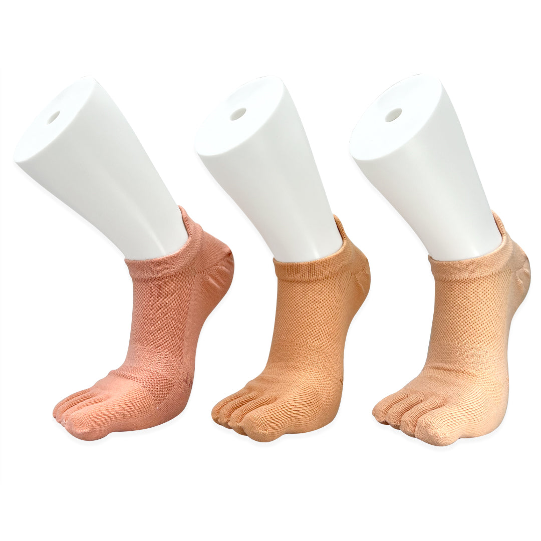 Peach no-show toe socks for women and girls in soft peach shades