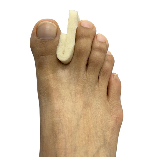 Toe separator pads designed to support big toe alignment